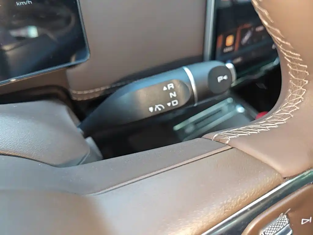Wuling Xingguang 730 New Energy — миниатюра 14