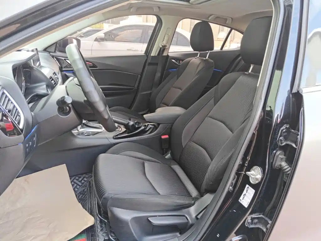 Mazda 3 Axela — миниатюра 15
