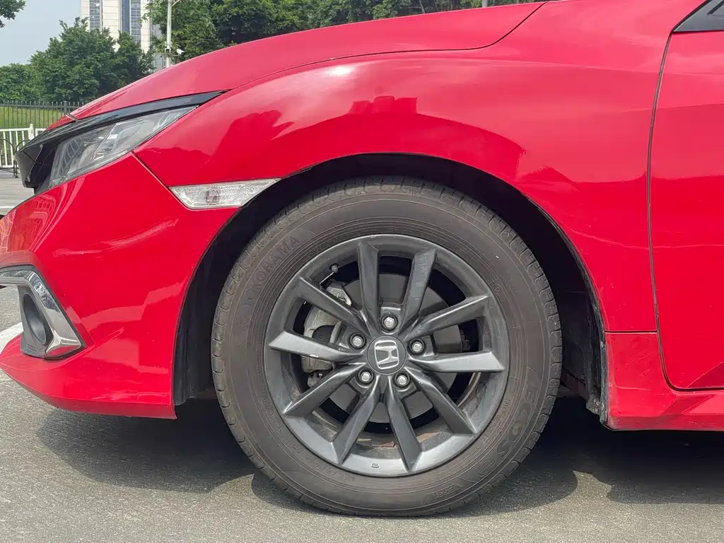 Honda Civic — миниатюра 6