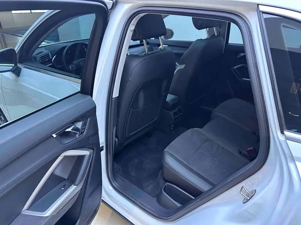 Audi Q3 — миниатюра 7