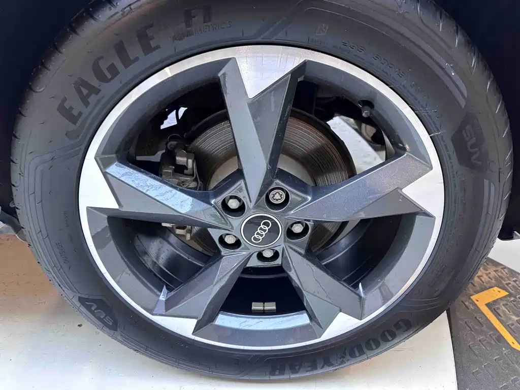 Audi Q3 — миниатюра 21