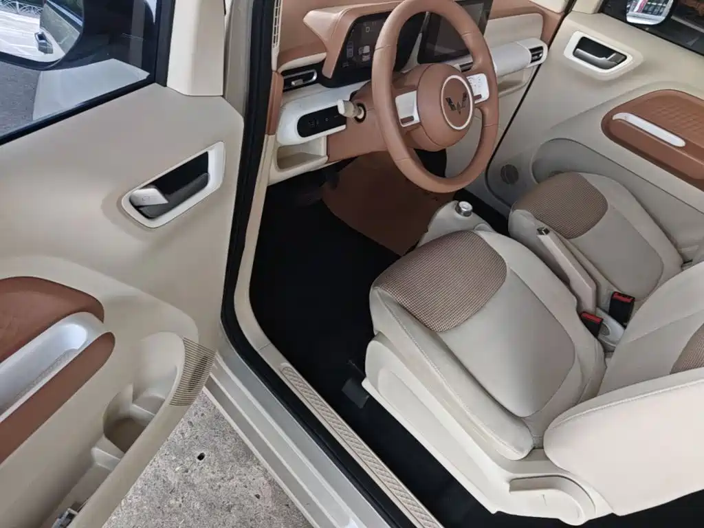 Wuling MINIEV — миниатюра 16