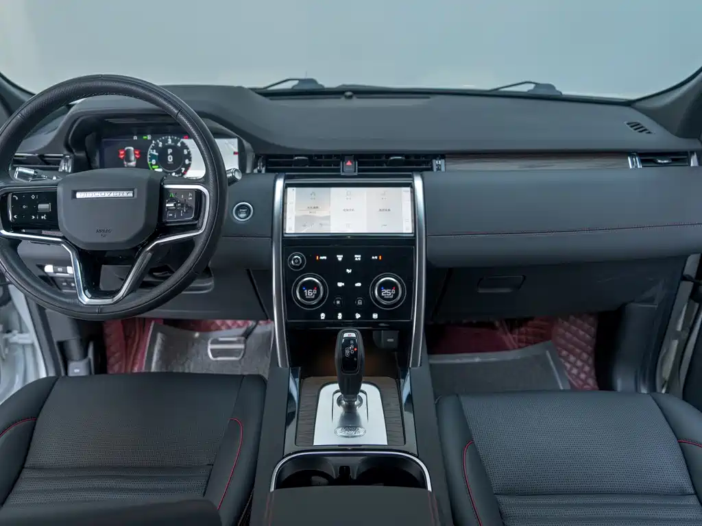 LAND ROVER DISCOVER NEW ENERGY SOURCES FOR SPORTS