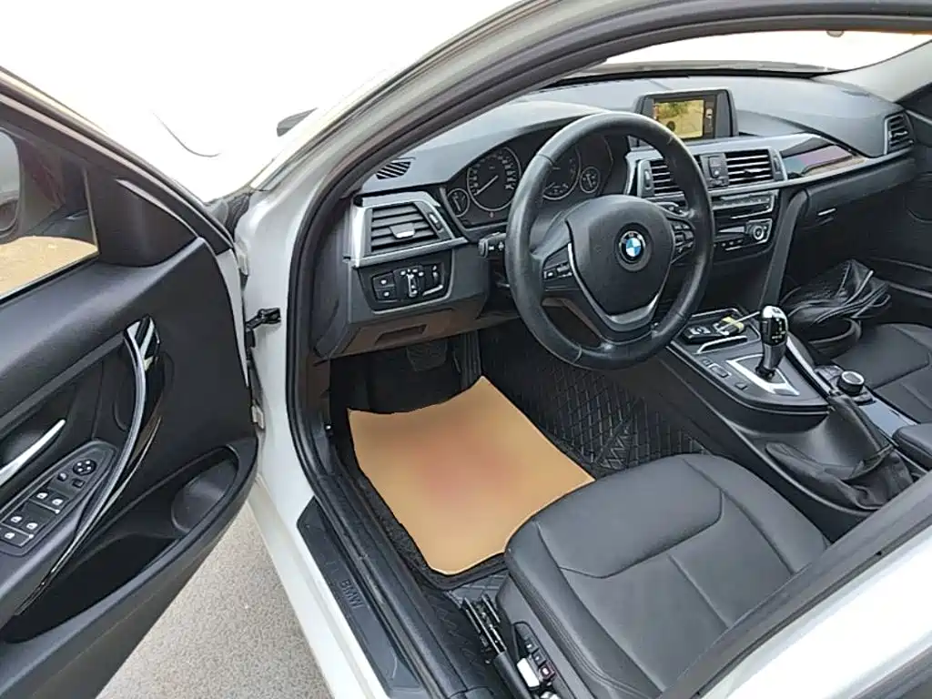 BMW 3 Series — миниатюра 16