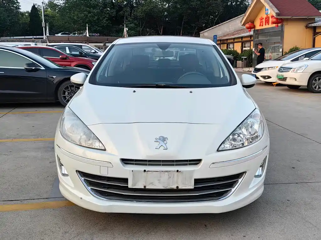 Peugeot 408 — миниатюра 2