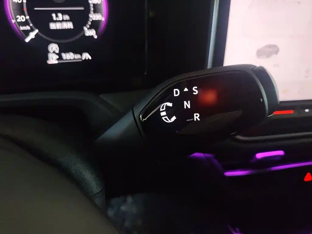 Volkswagen Magotan — миниатюра 7