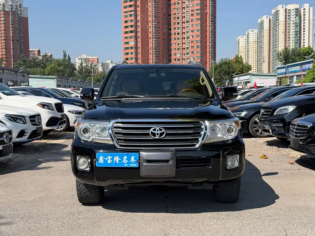 Toyota Land Cruiser — миниатюра 2