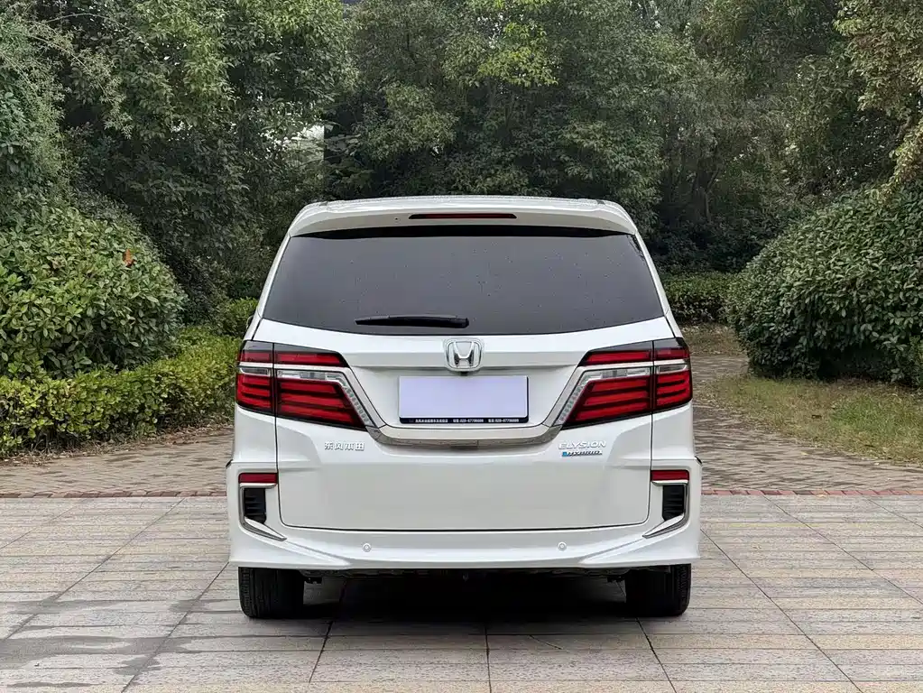 Honda Elysion — миниатюра 10