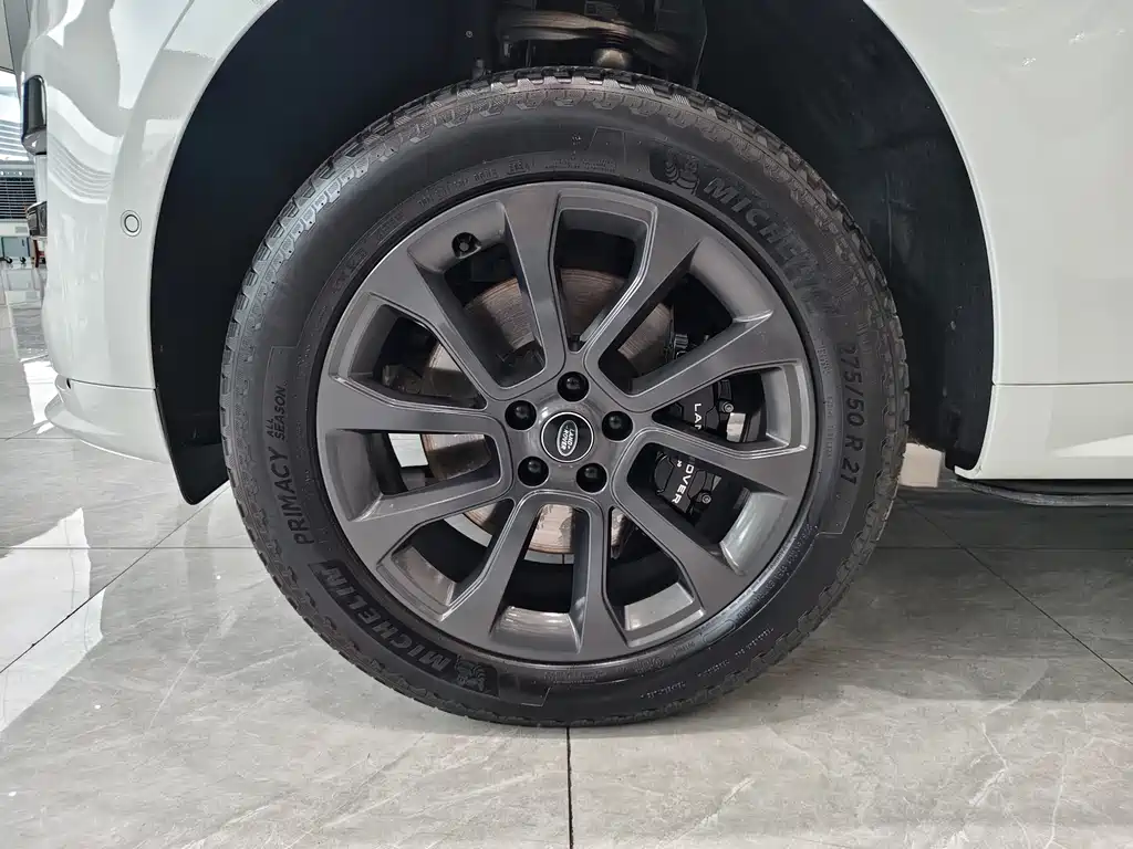 Land Rover Range Rover Sport 2024 400PS Dynamic SE
