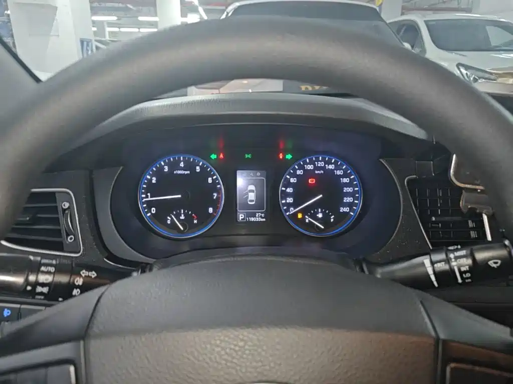 Hyundai Mistra — миниатюра 12