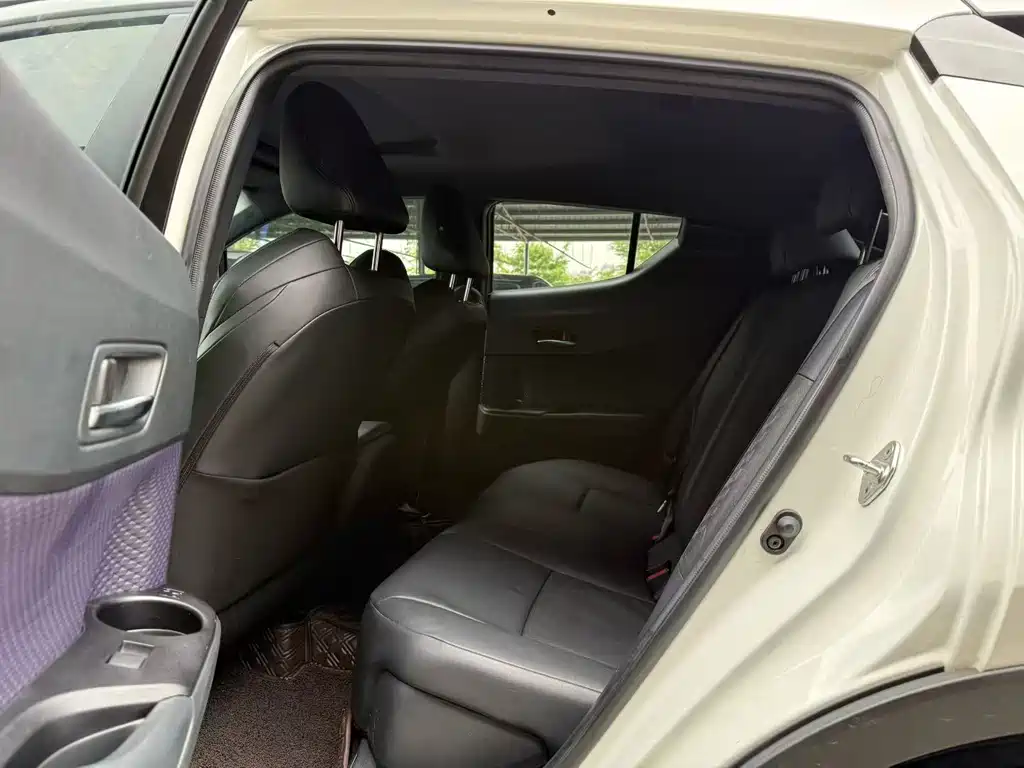 Toyota IZOA Hybrid 2.0L Yi Speed Edition, фото 5