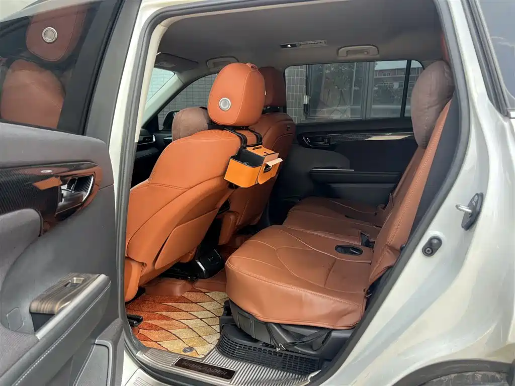 Toyota Highlander — миниатюра 6