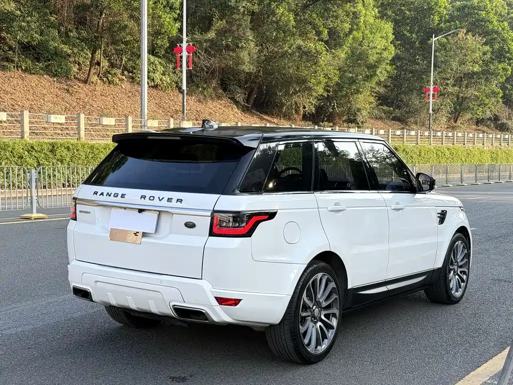 Land Rover Range Rover Sport 2018 2.0T