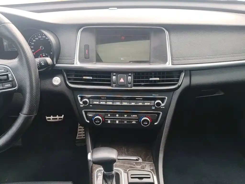 Kia K5 — миниатюра 13