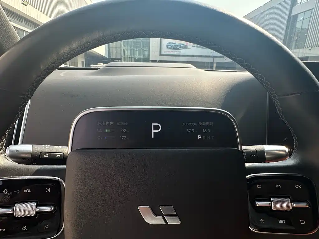 Li Auto Li L9 — миниатюра 13