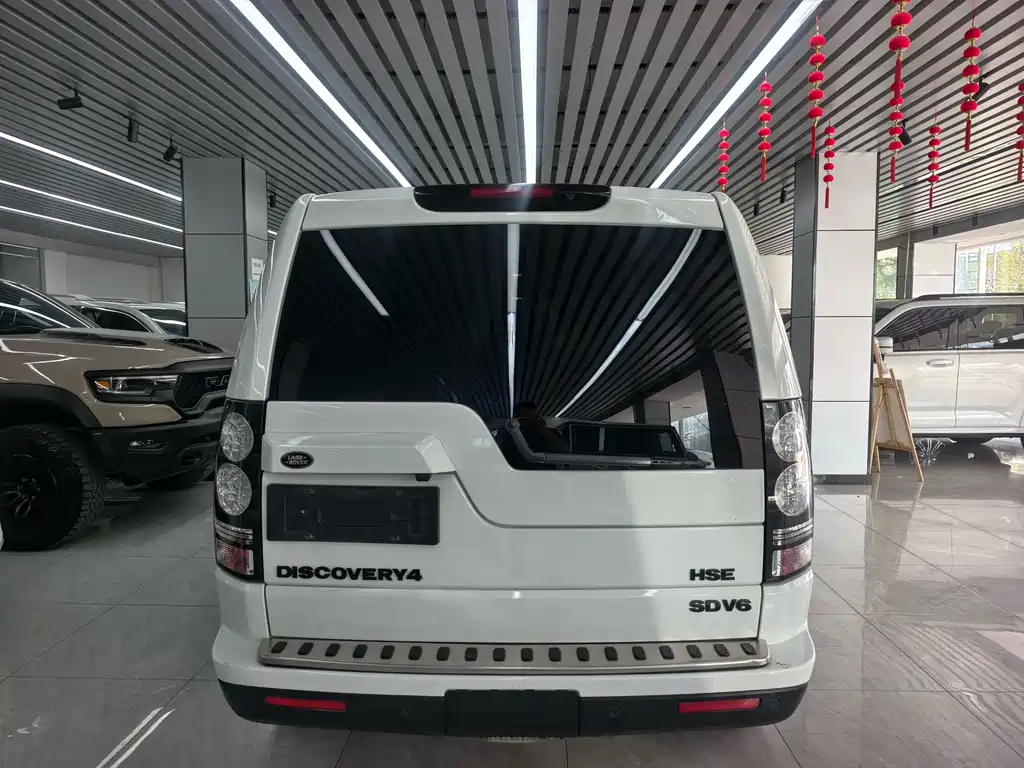 Land Rover Discovery — миниатюра 9