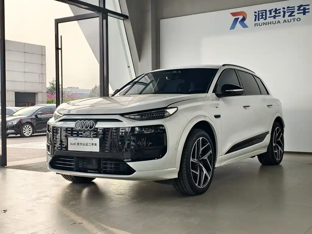 Audi 奥迪Q6L e-tron 2025