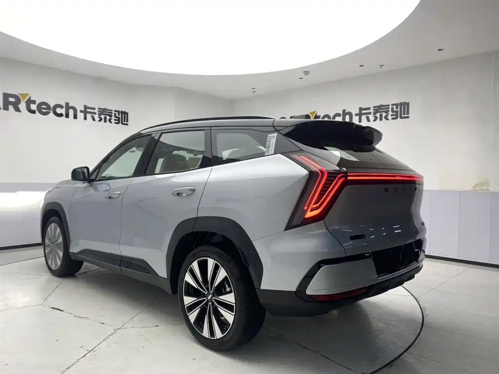 Geely Boyue L L 2025 1.5TD DCT