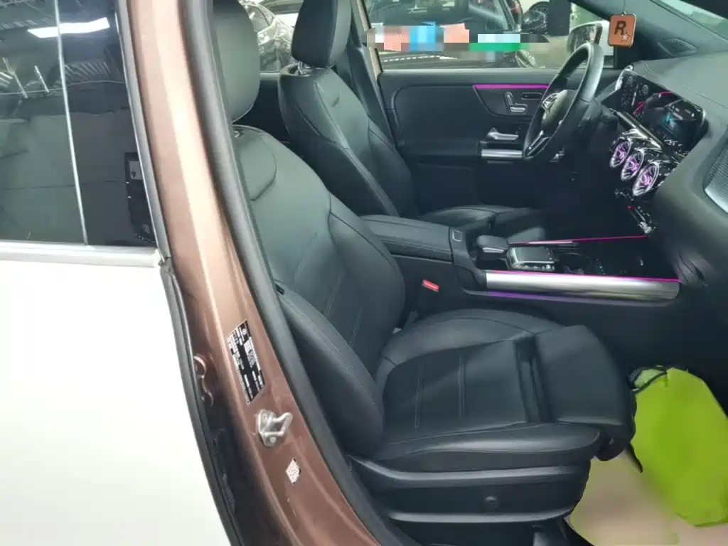 Mercedes-Benz GLA — миниатюра 25