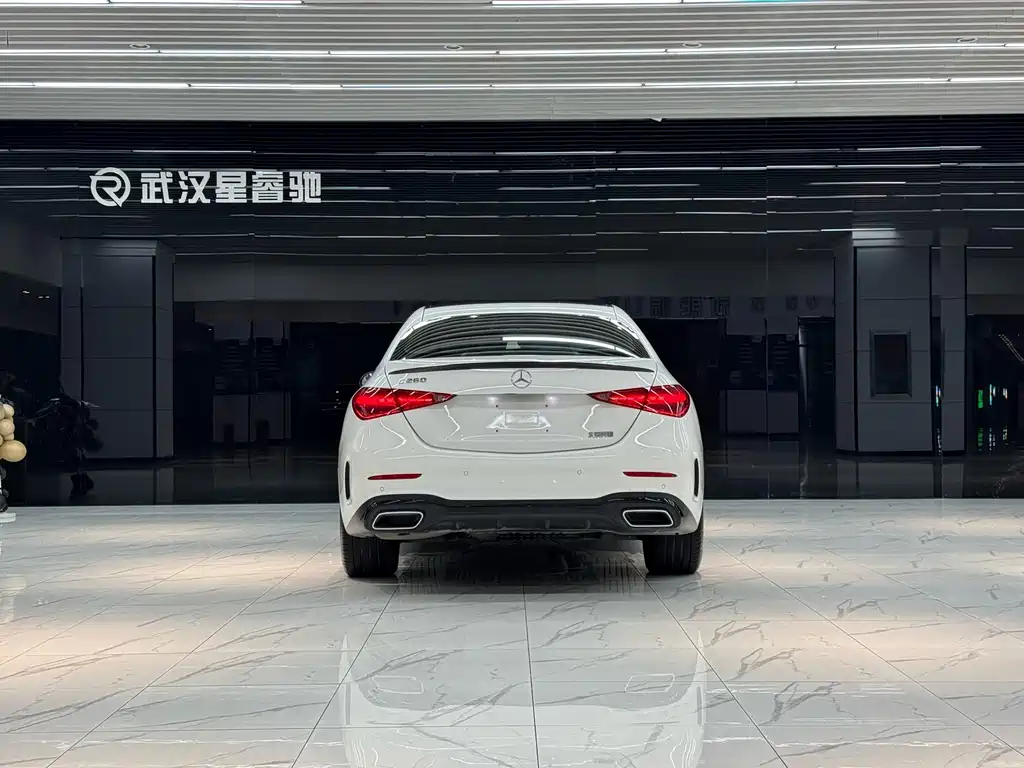 Mercedes-Benz C-Class — миниатюра 5