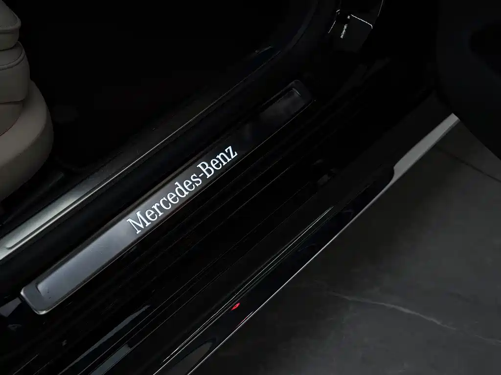 Mercedes-Benz S-Class — миниатюра 20