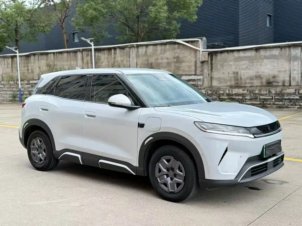 BYD Yuan UP — миниатюра 3