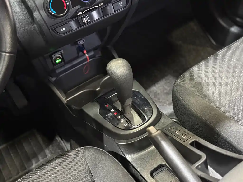 Honda Fit 1.5L LXS CVT Comfort Sunroof Edition, фото 9