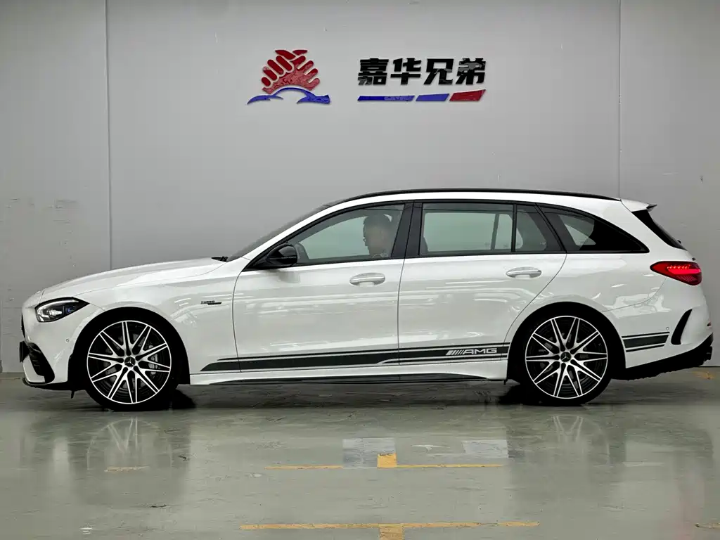 Mercedes-Benz C-Class AMG — миниатюра 7
