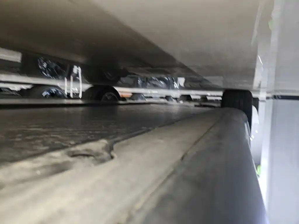 Tesla Model Y — миниатюра 22