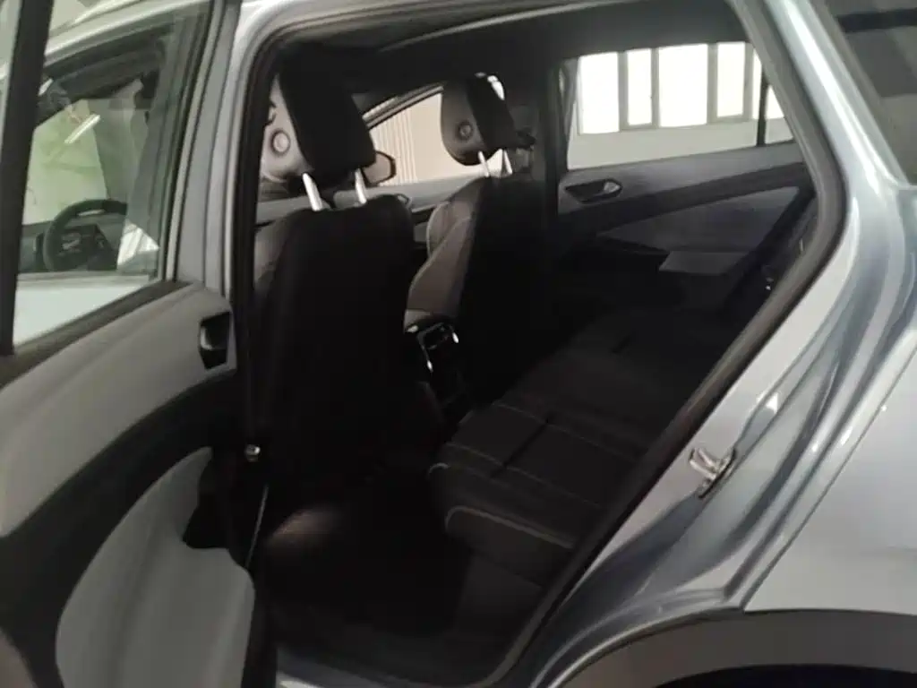 Volkswagen ID.4 X — миниатюра 22