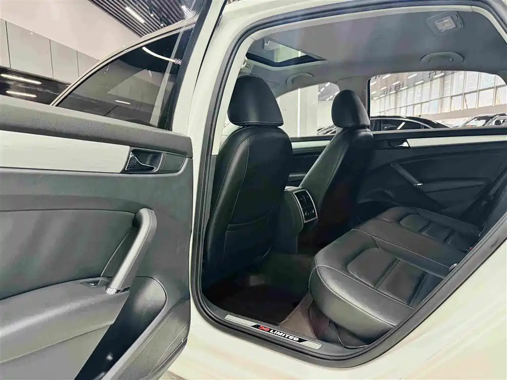 Volkswagen Passat — миниатюра 19