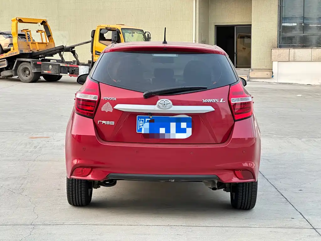 Toyota Yaris L — миниатюра 6