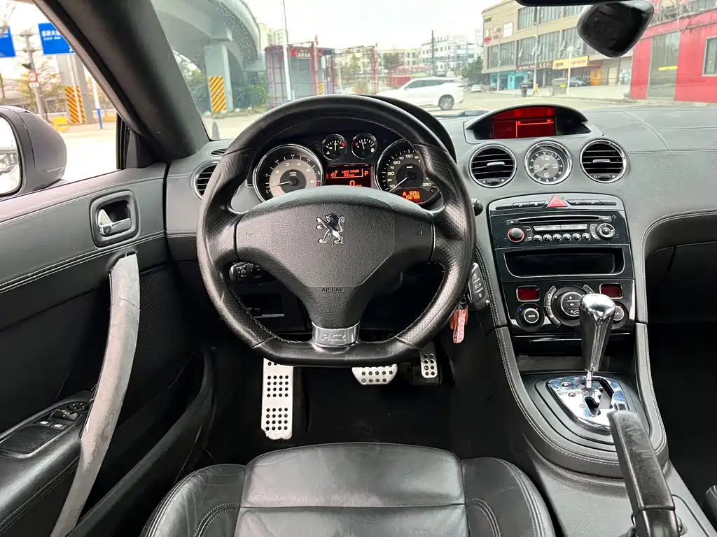 Peugeot RCZ 2011 1.6T Fashion