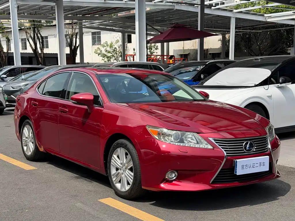 Lexus ES — миниатюра 3