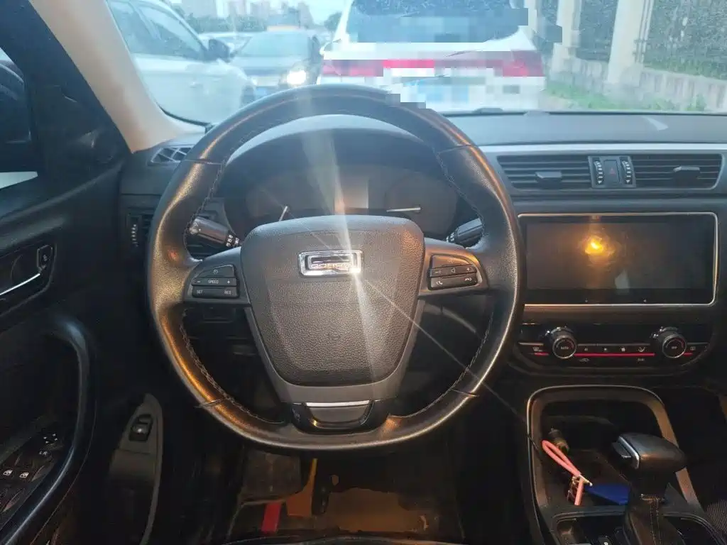 Qoros Qoros 5 — миниатюра 11