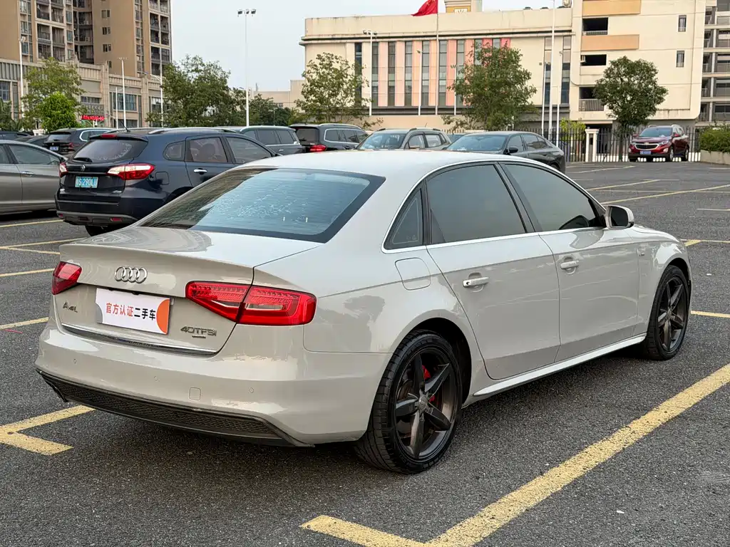 Audi A4L — миниатюра 7