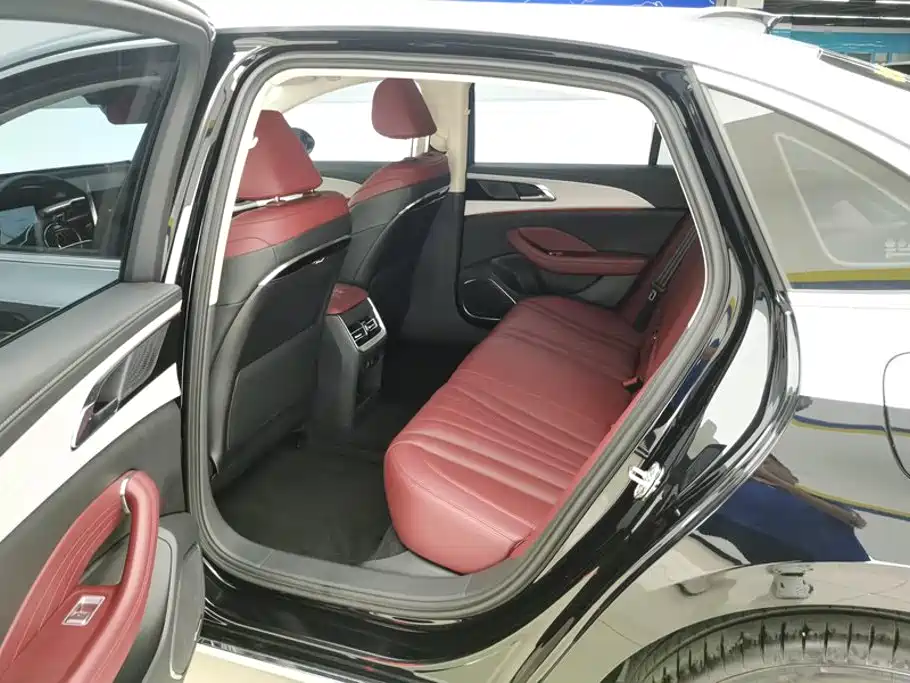 Hongqi Hongqi H5 PHEV — миниатюра 11