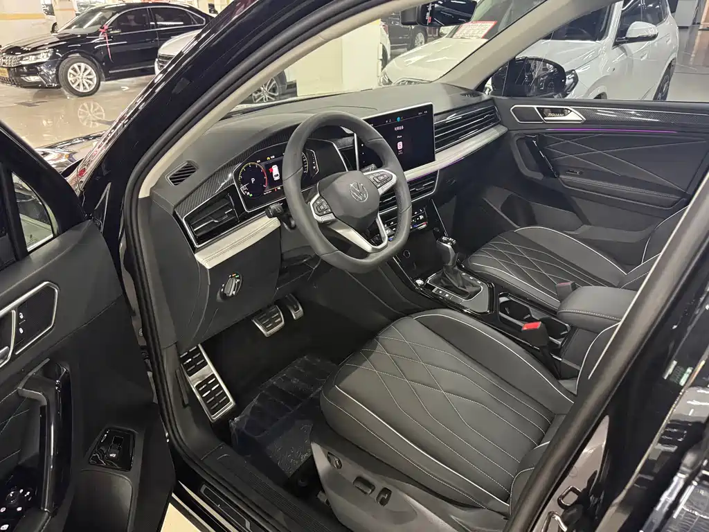 Volkswagen Tiguan L — миниатюра 5