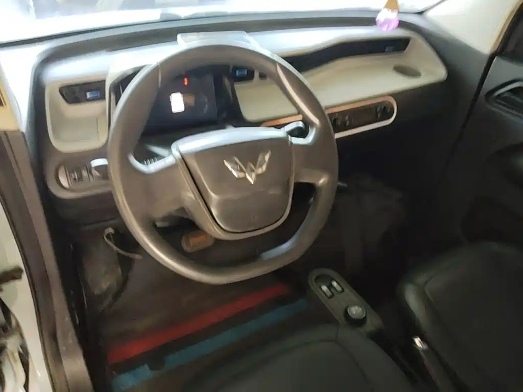 Wuling MINIEV — миниатюра 11