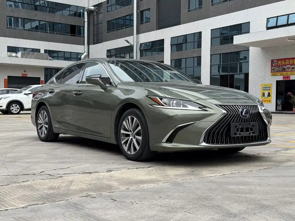 Lexus ES — миниатюра 3