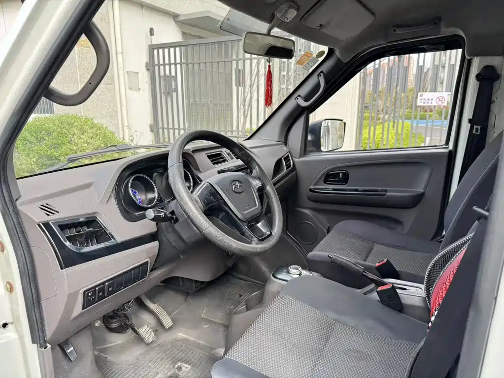 Geely Shuailing — миниатюра 4
