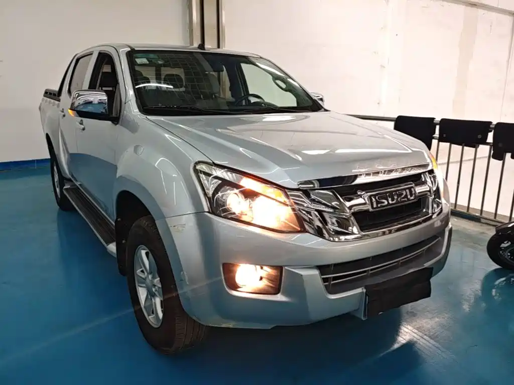 Isuzu D-MAX — миниатюра 4