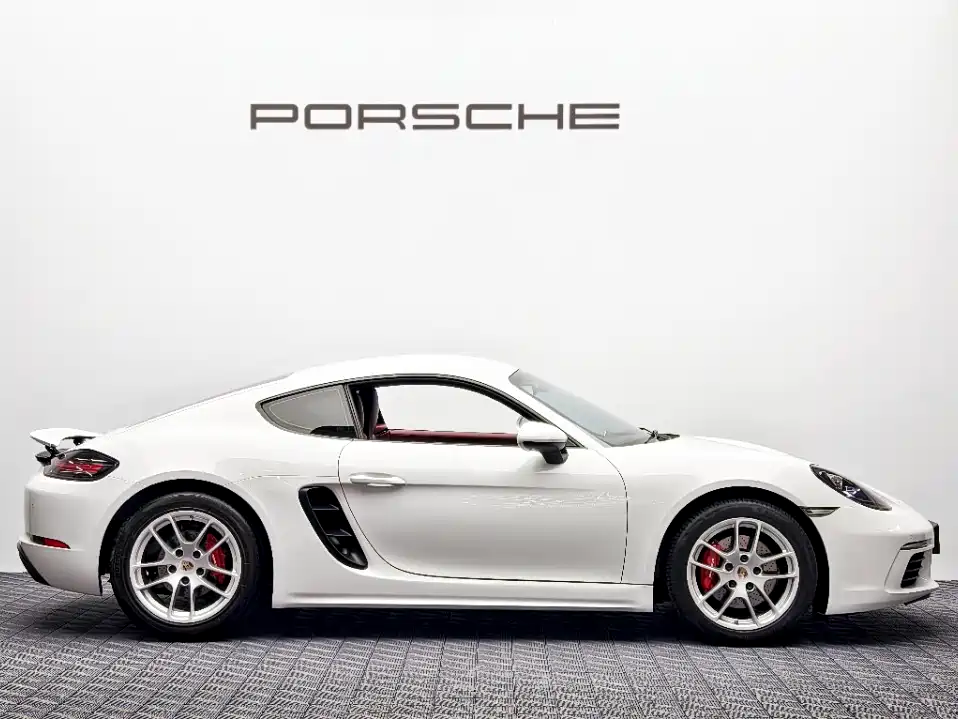 Porsche 718 2019 Cayman 2.0T