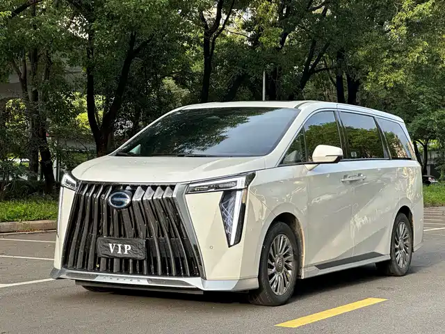 GAC Trumpchi 传祺M8