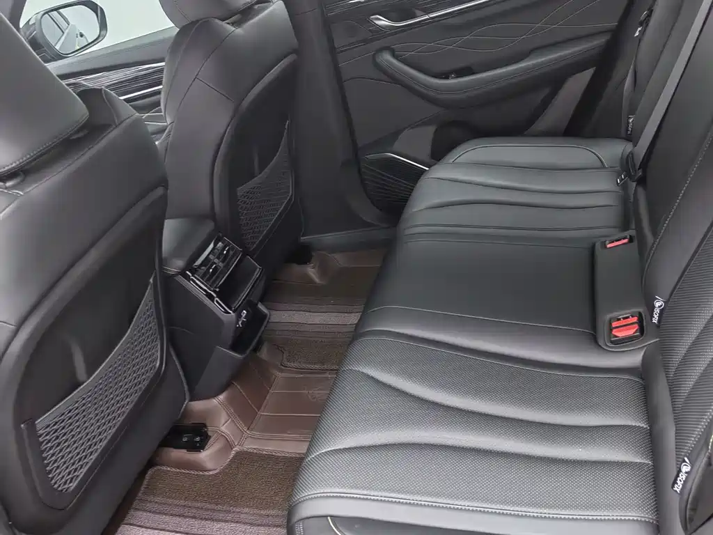 Geely Monjaro L 2024 2.0TD AT