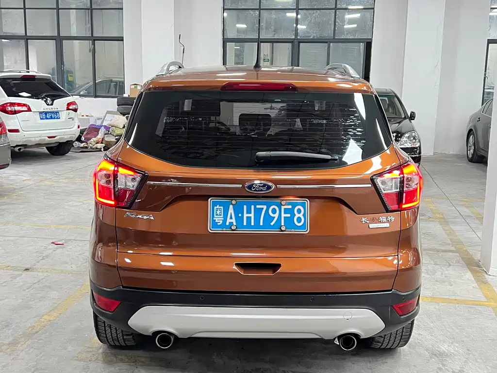 Ford Kuga — миниатюра 5
