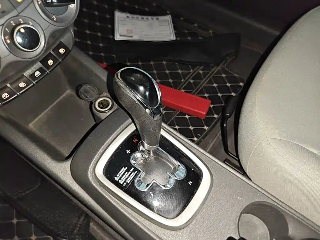 Chevrolet Sail — миниатюра 14