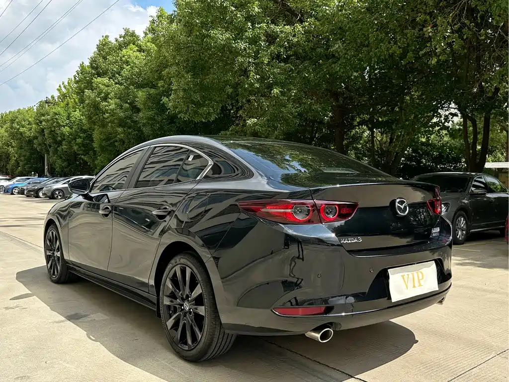 Mazda 3 Axela — миниатюра 13