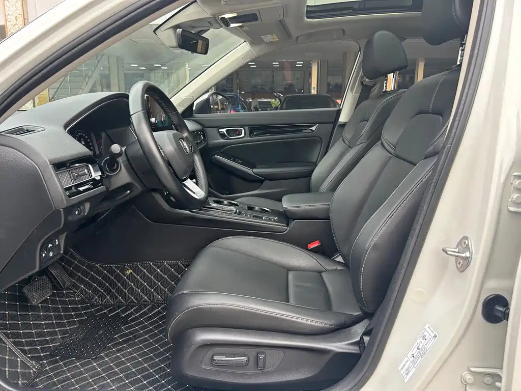 Honda Civic — миниатюра 7
