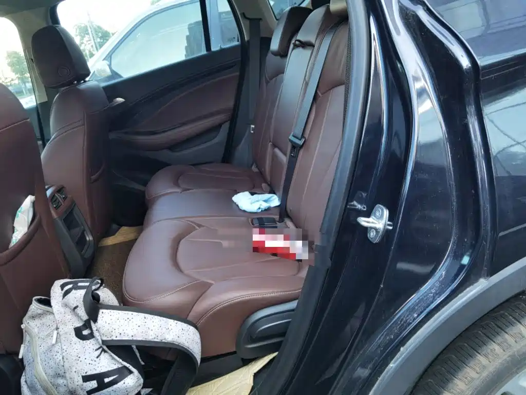 Buick Envision Plus — миниатюра 13